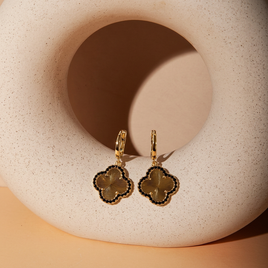 Argollas Trébol Guilloché Onyx