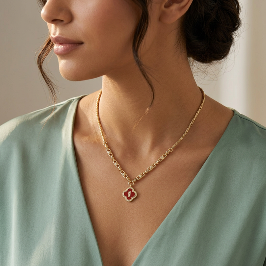 Collar Trébol Gala Roja